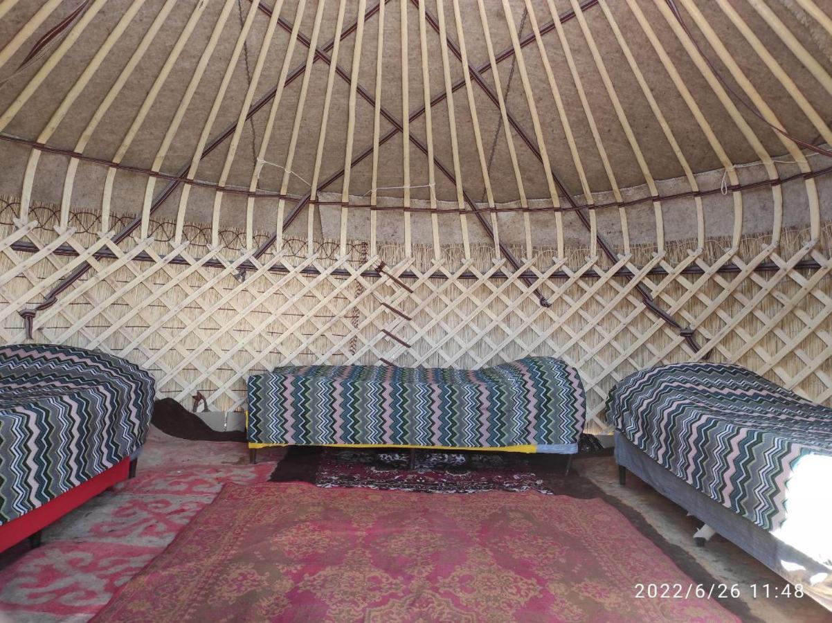 Guest House And Yurt Camp "Ailuu" Tong Zewnętrze zdjęcie