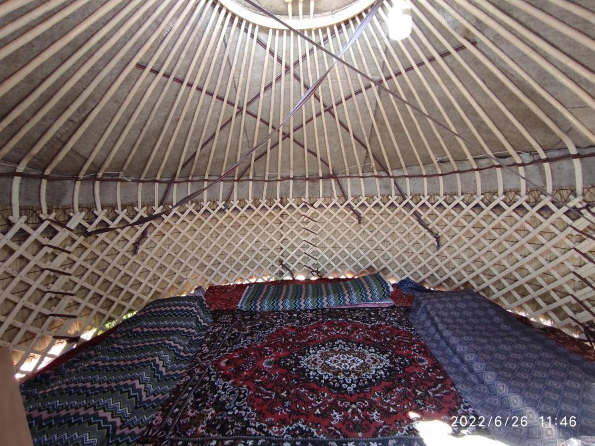 Guest House And Yurt Camp "Ailuu" Tong Zewnętrze zdjęcie
