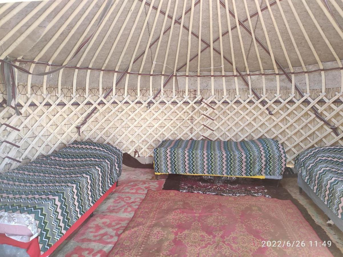 Guest House And Yurt Camp "Ailuu" Tong Zewnętrze zdjęcie